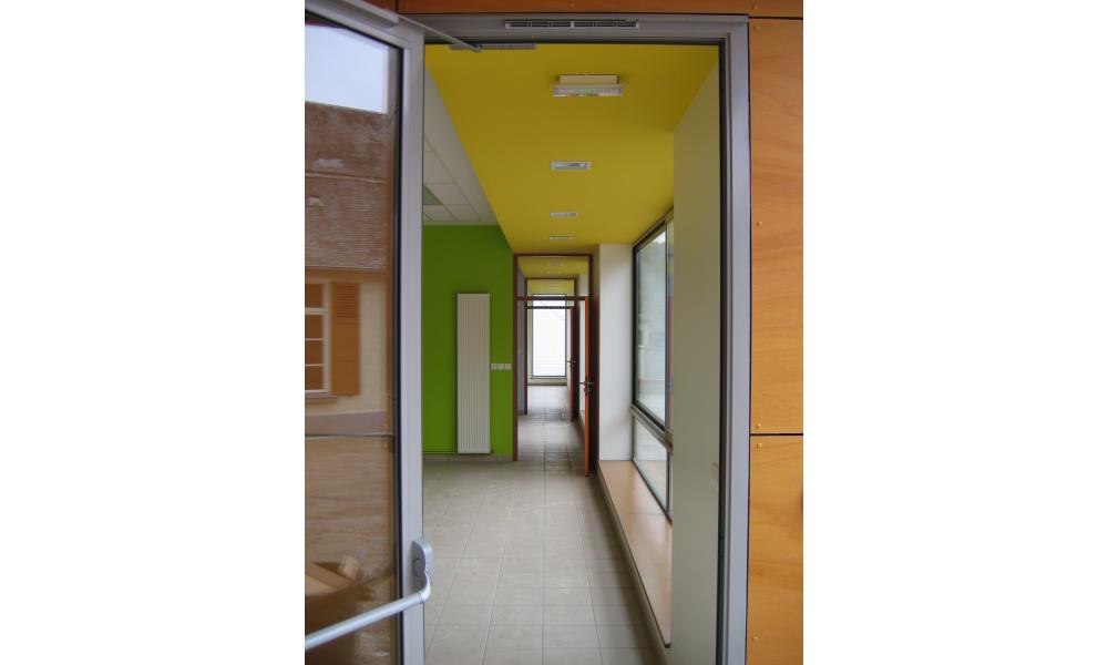 couloir ecole.jpg