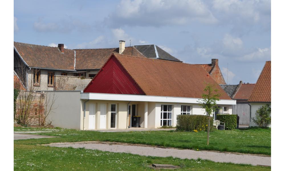 cantine vue exterieure.jpg